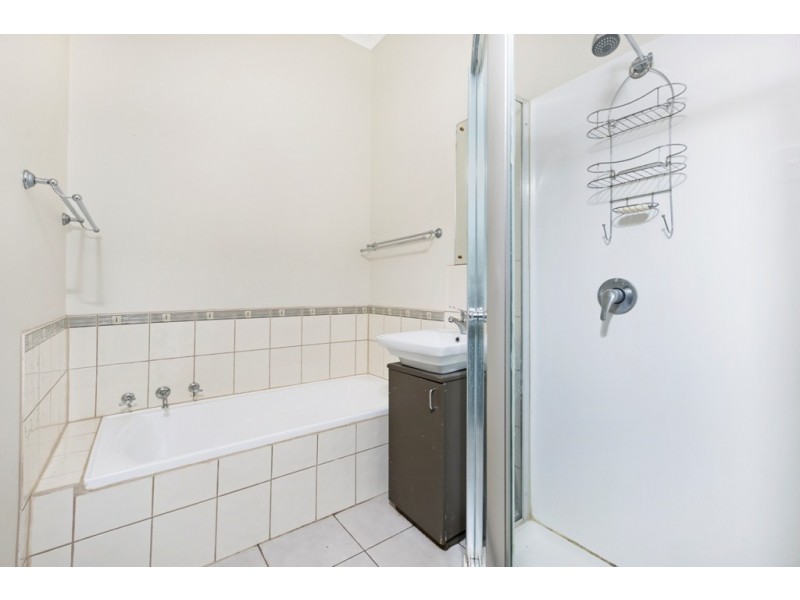 1/395a Humffray Street North, Brown Hill VIC 3350