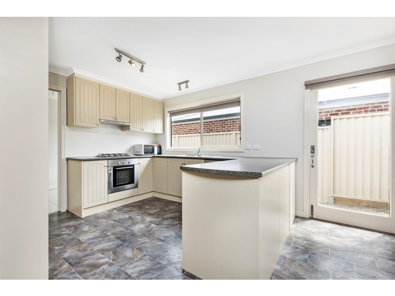 1/395a Humffray Street North, Brown Hill VIC 3350