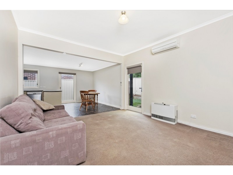 1/395a Humffray Street North, Brown Hill VIC 3350
