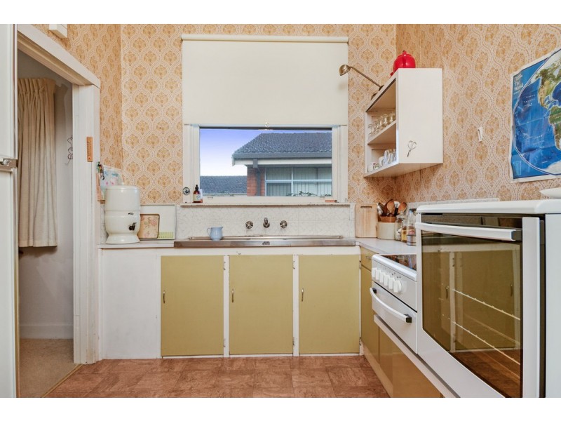 1313 Gregory Street, Lake Wendouree VIC 3350