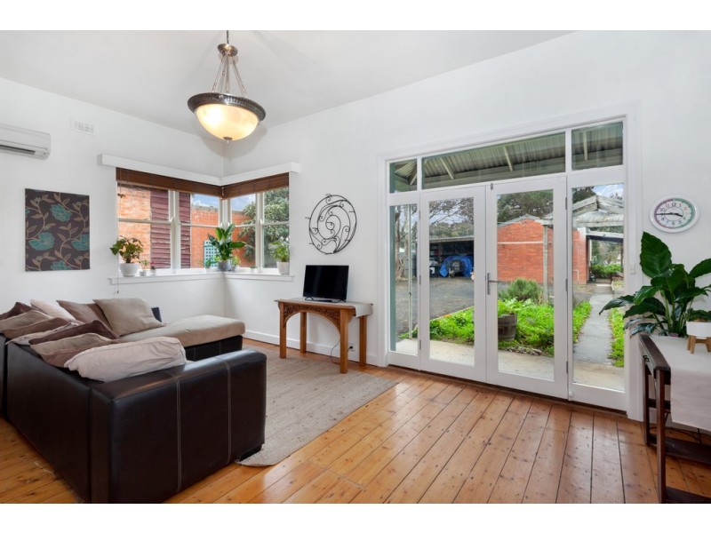 54 and 54A Neill Street, Beaufort VIC 3373