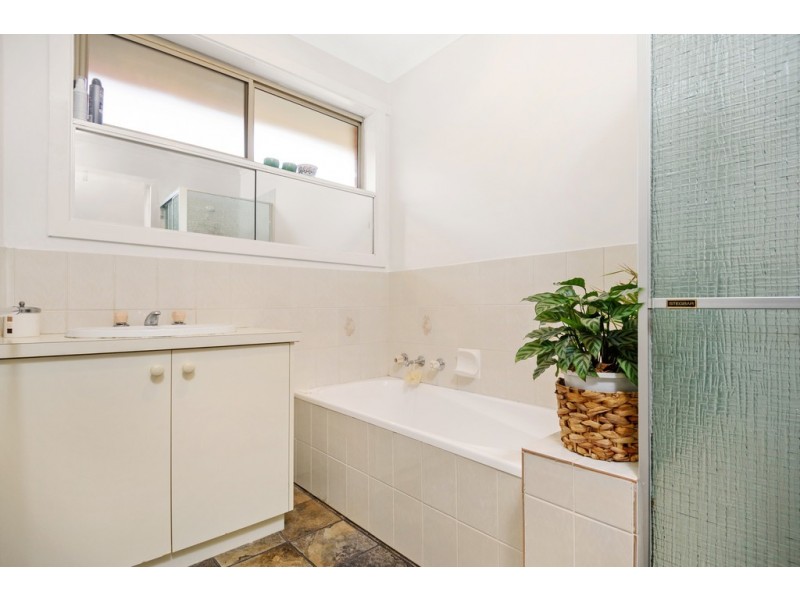 10/405 Eyre Street, Buninyong VIC 3357