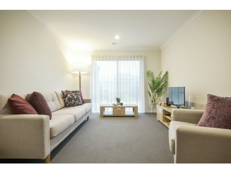 33 Portsea Street, Alfredton VIC 3350