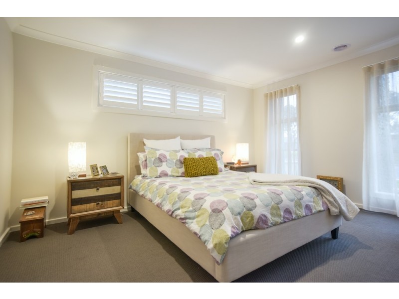 33 Portsea Street, Alfredton VIC 3350