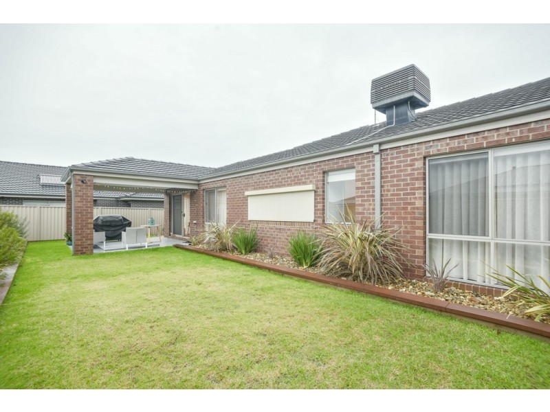 33 Portsea Street, Alfredton VIC 3350