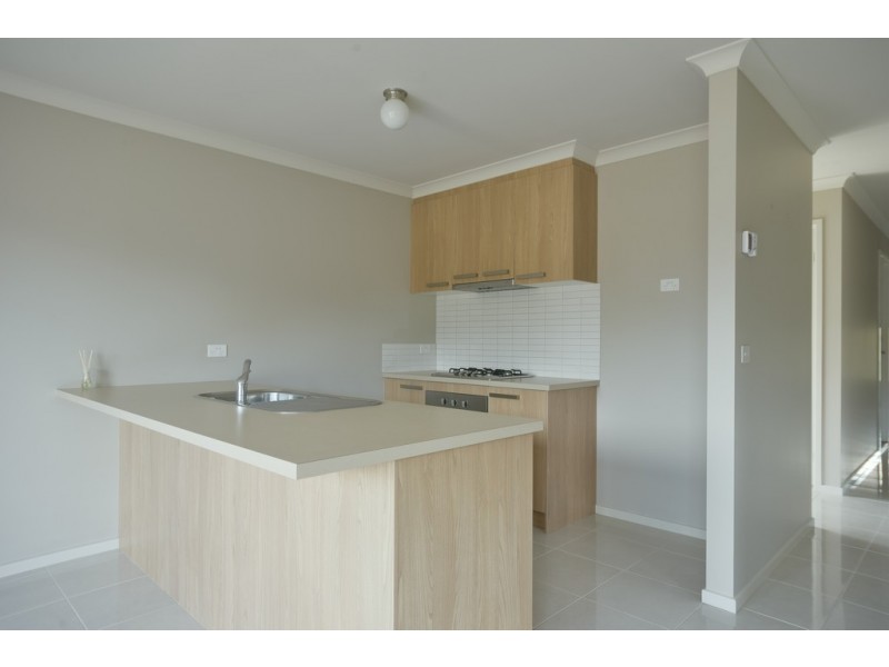 23 Macquarie Close, Delacombe VIC 3356