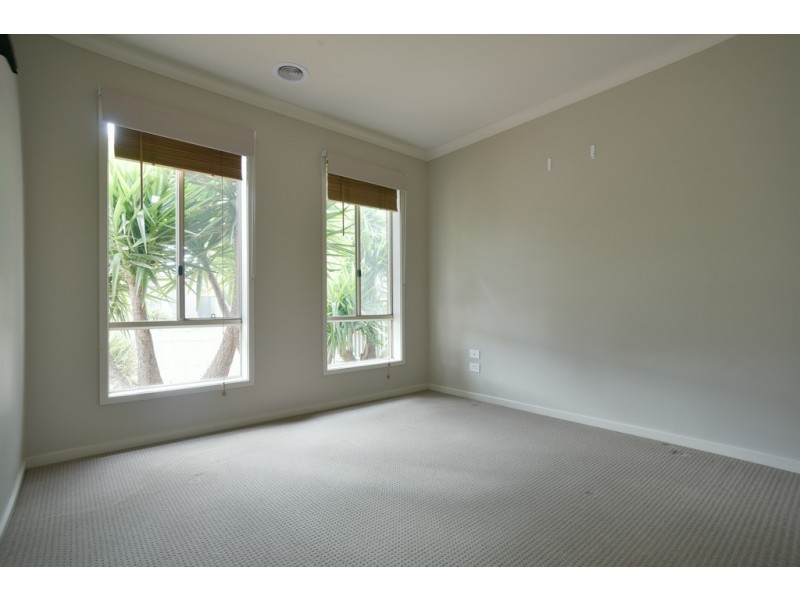 23 Macquarie Close, Delacombe VIC 3356