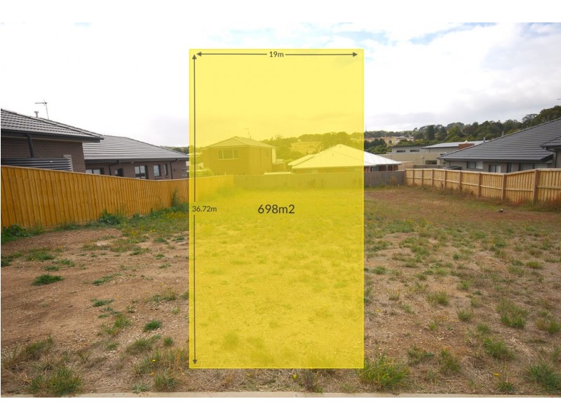 38 Apple Orchard Drive, Brown Hill VIC 3350