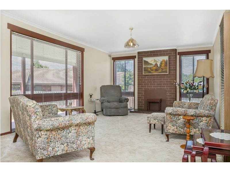 2 Lynne Court, Delacombe VIC 3356