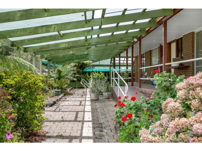 2 Lynne Court, Delacombe VIC 3356