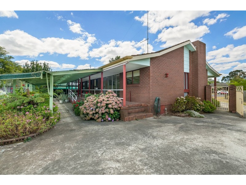 2 Lynne Court, Delacombe VIC 3356