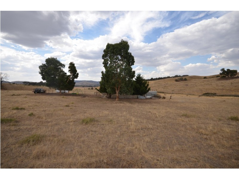 CA 210 Townsing Road, Amphitheatre VIC 3468