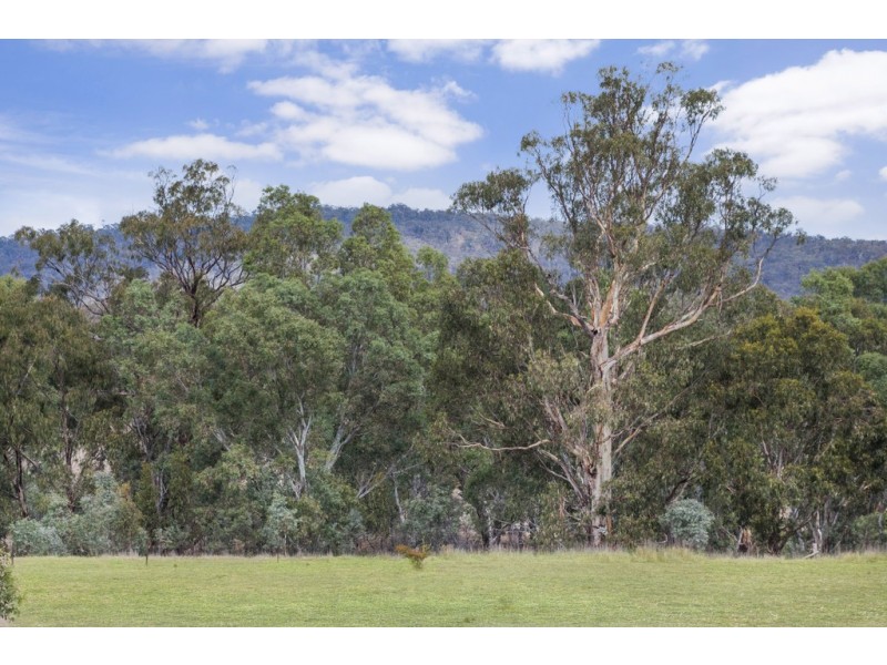 Lot 1 Sunraysia Highway, Redbank VIC 3477