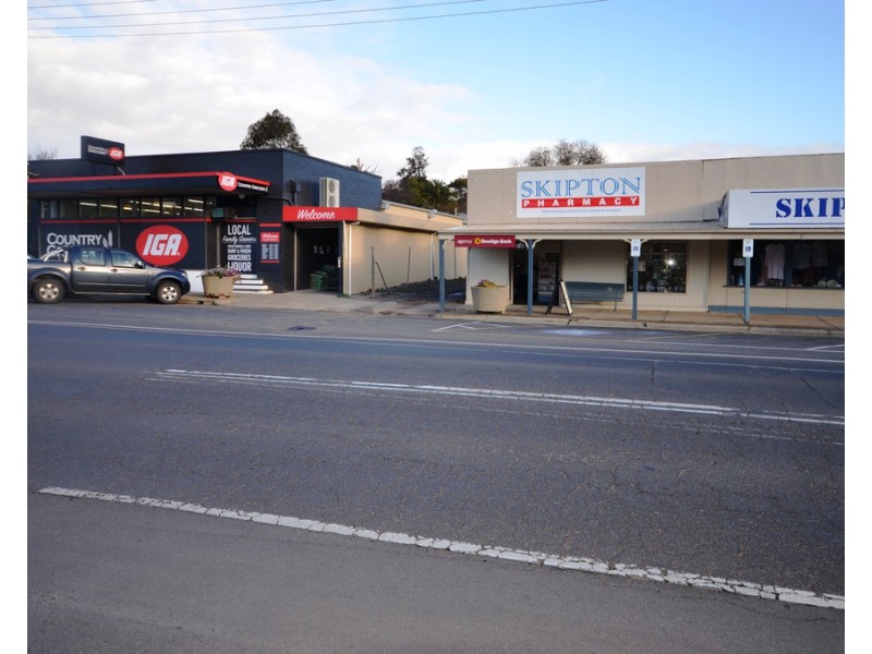 17 Montgomery Street, Skipton VIC 3361