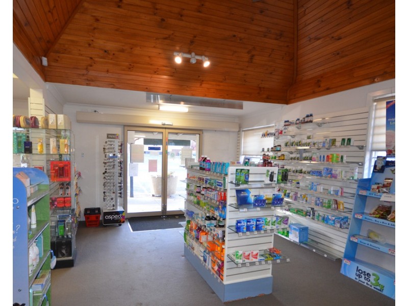 17 Montgomery Street, Skipton VIC 3361