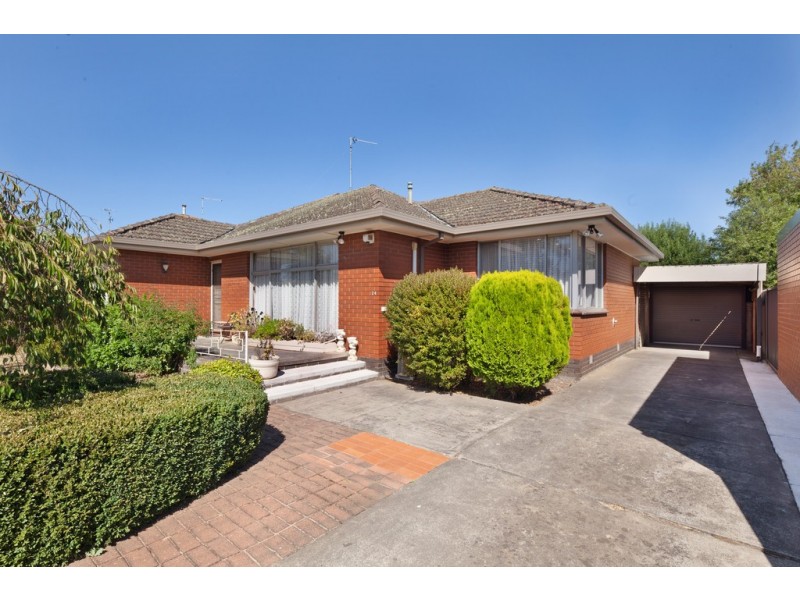 24 Vale Street, Alfredton VIC 3350