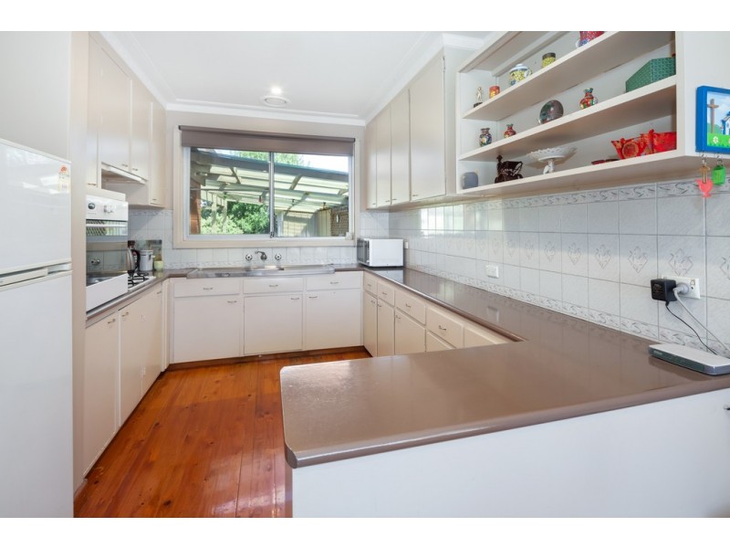 24 Vale Street, Alfredton VIC 3350