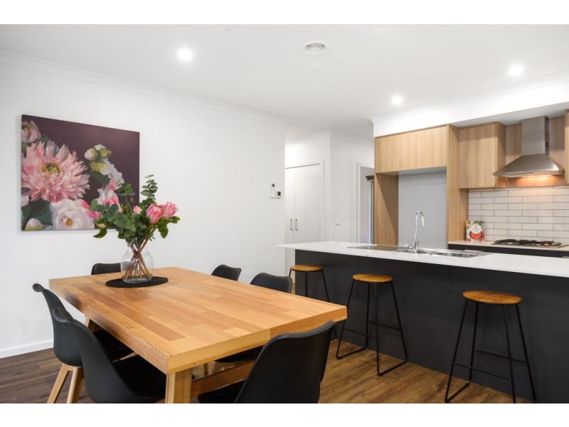 35 Bradby Avenue, Mount Clear VIC 3350