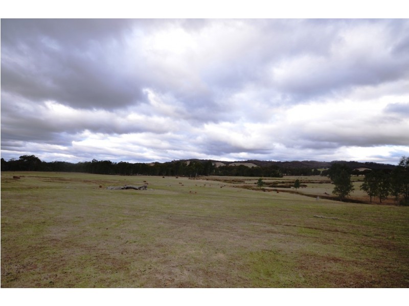 Lot 2 CA’s 3, 4, 4A and 4B Moonambel-Warrenmang Road, Moonambel VIC 3478