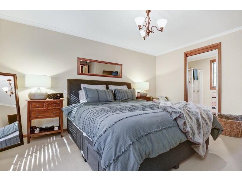 36 Timbertop Drive, Mount Helen VIC 3350