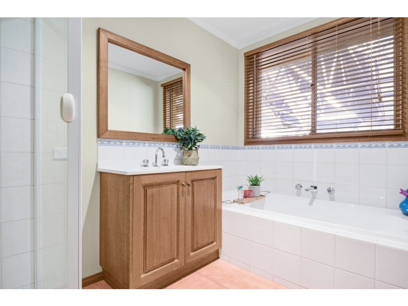 36 Timbertop Drive, Mount Helen VIC 3350