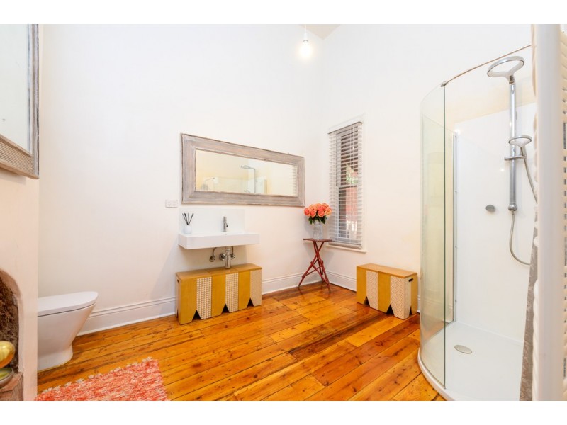 329 Armstrong Street North, Soldiers Hill VIC 3350