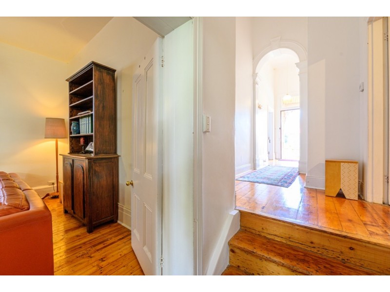 329 Armstrong Street North, Soldiers Hill VIC 3350