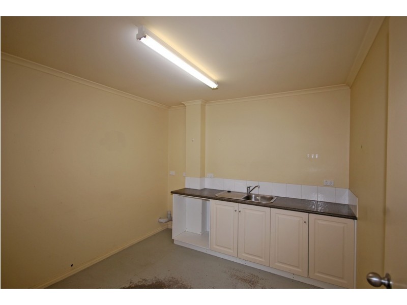 1/1101B Latrobe Street, Delacombe VIC 3356