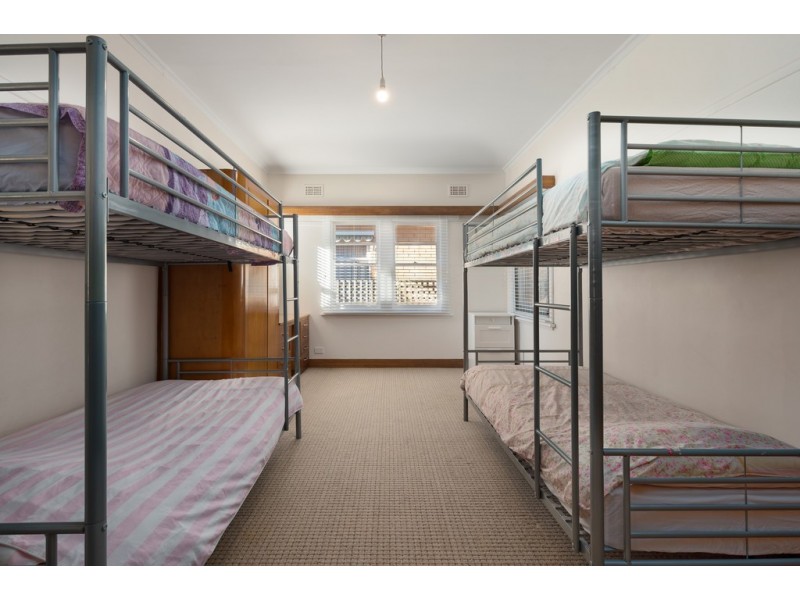 228 Main Road, Golden Point VIC 3350