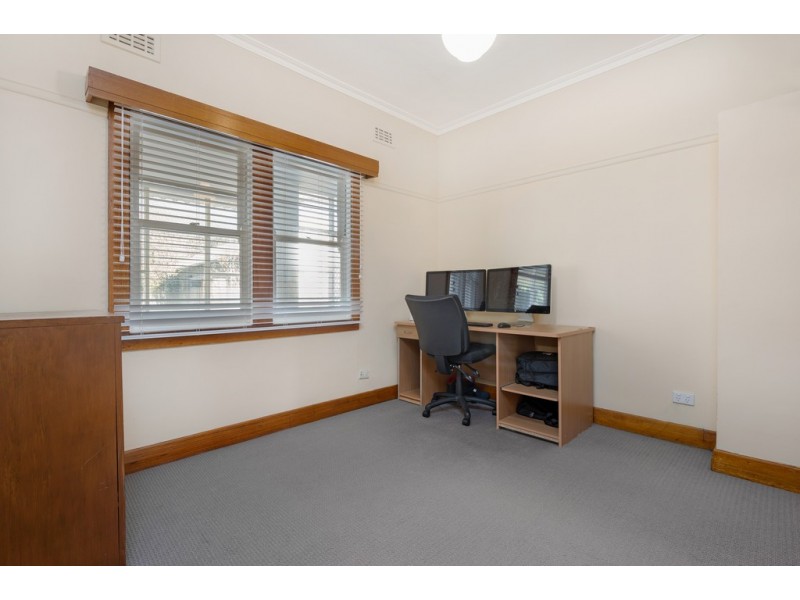 228 Main Road, Golden Point VIC 3350