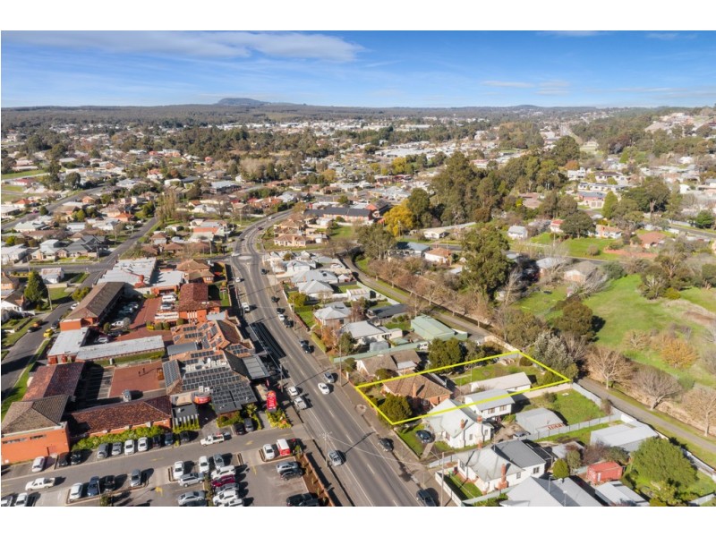 228 Main Road, Golden Point VIC 3350