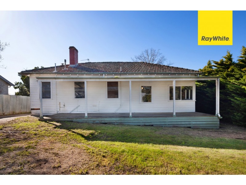 35 Cummins Street, Beaufort VIC 3373