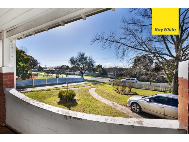 35 Cummins Street, Beaufort VIC 3373