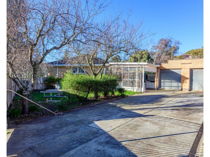 127 Walker Street, Black Hill VIC 3350