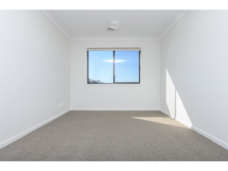 89 Ascot Gardens Drive, Delacombe VIC 3356