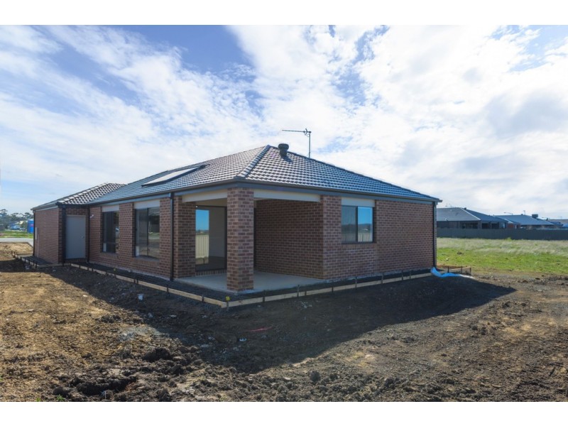 89 Ascot Gardens Drive, Delacombe VIC 3356