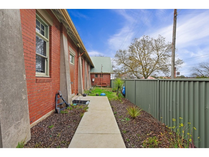 820 Armstrong St Nth, Soldiers Hill VIC 3350