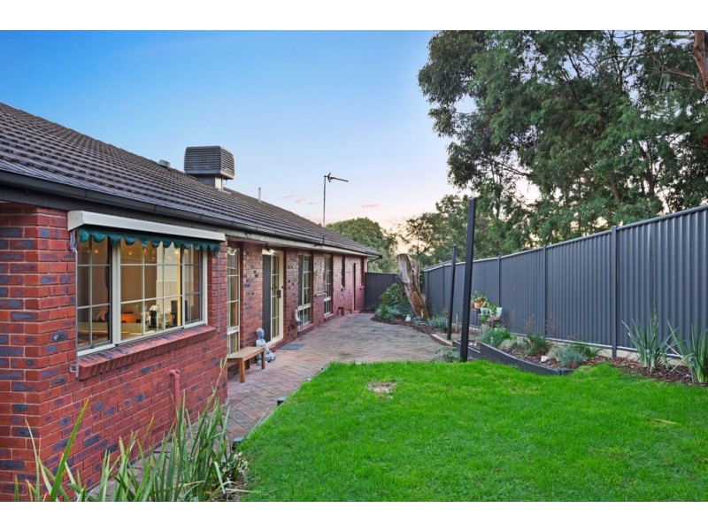 4 Hakea Court, Mount Helen VIC 3350