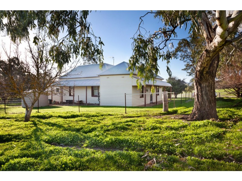 9 Kruss Road, Amphitheatre VIC 3468