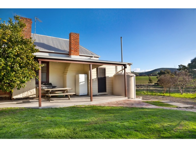 9 Kruss Road, Amphitheatre VIC 3468