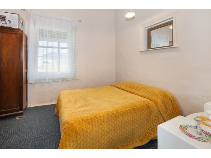 9 Kruss Road, Amphitheatre VIC 3468