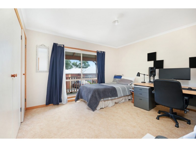 3/415 Learmonth Street, Buninyong VIC 3357