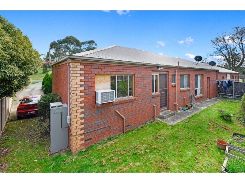 3/415 Learmonth Street, Buninyong VIC 3357