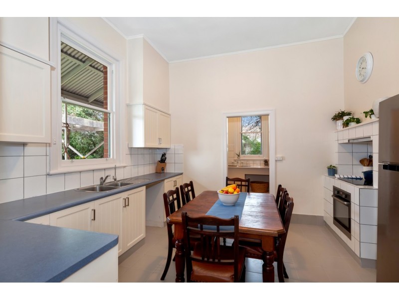 54 and 54A Neill St, Beaufort VIC 3373