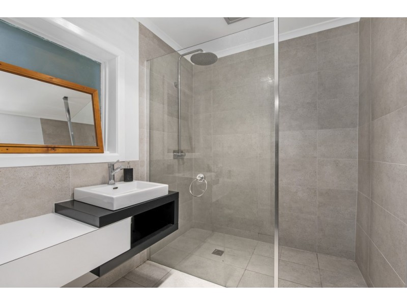 9 Corbett Street, Ballarat East VIC 3350