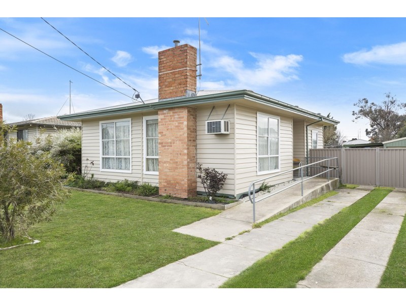1222 Norman Street, Wendouree VIC 3355