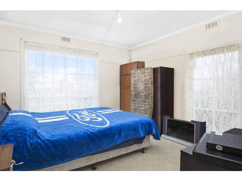 1222 Norman Street, Wendouree VIC 3355