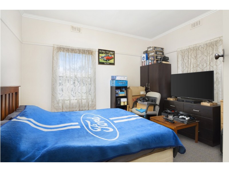 1222 Norman Street, Wendouree VIC 3355