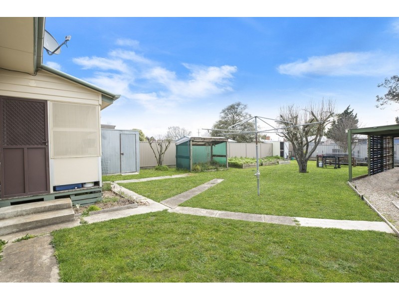 1222 Norman Street, Wendouree VIC 3355