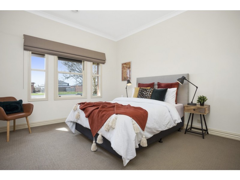 1/1209 Gregory Street, Lake Wendouree VIC 3350
